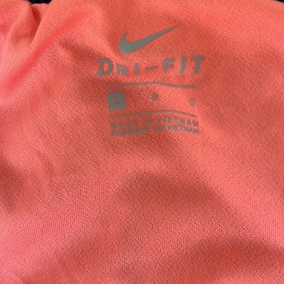 Nike Girl’s athletic running shorts-size L - Picture 4 of 9